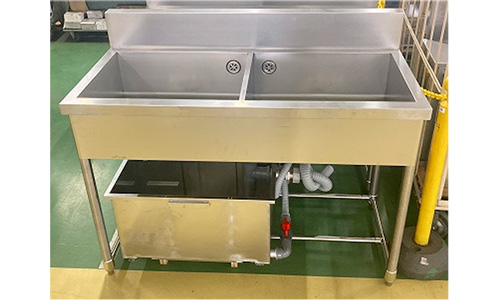 Sink with grease trap
